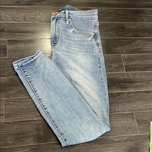 GAP True Skinny Jeans